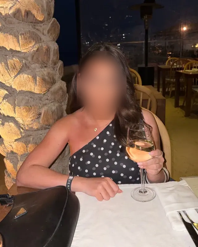 Claire - Image 8